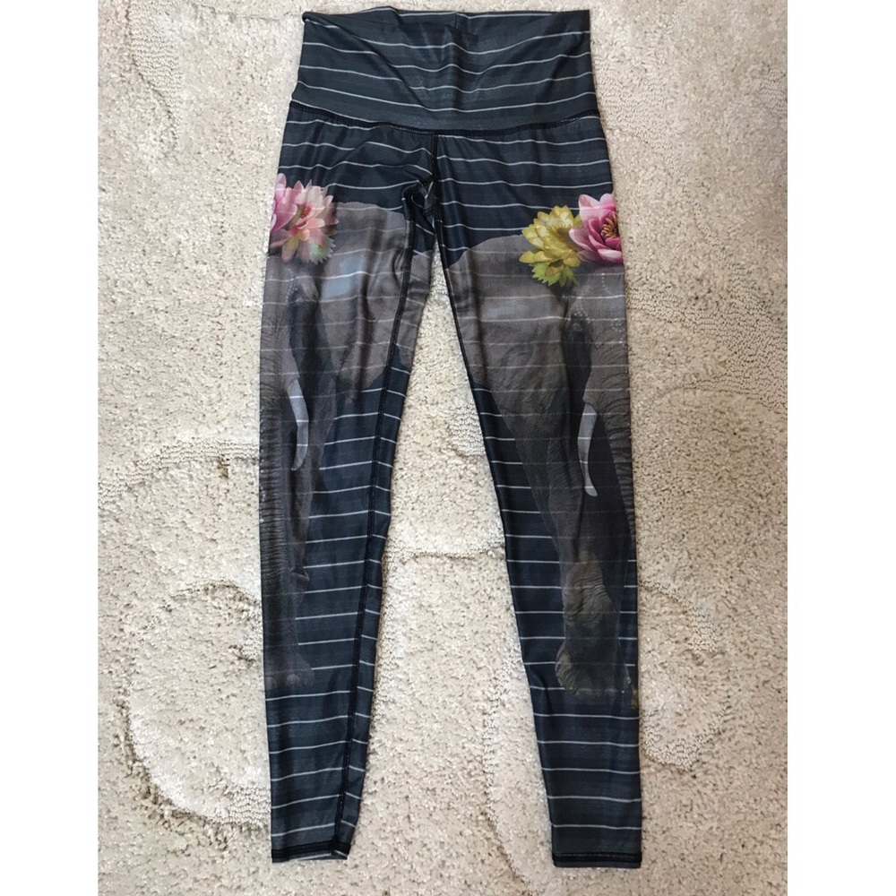 Teeki Leggings Size Small
